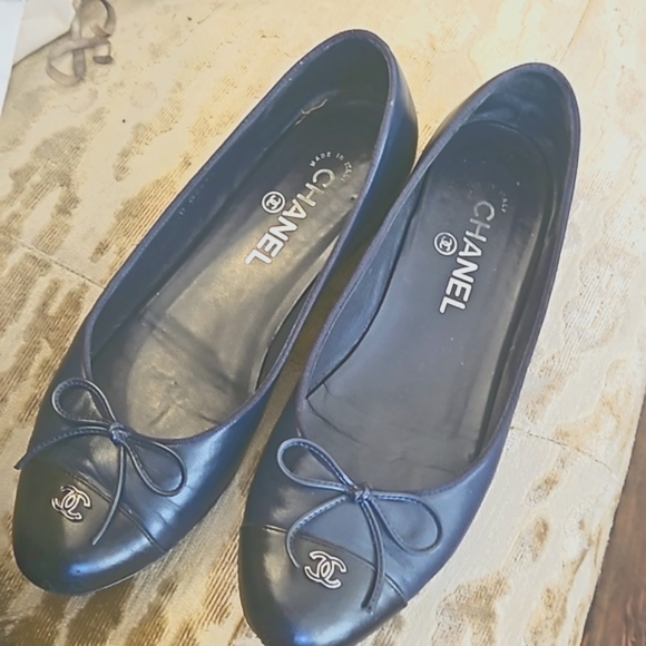 CHANEL Shoes - Chanel ballerinas